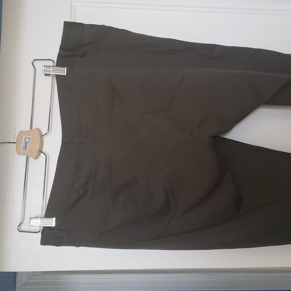 2 for $15 ‐ New York & Co 14 Olive Jeggings - Picture 8 of 8